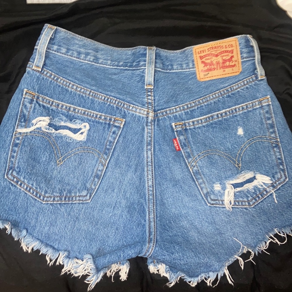 COPY - Levi high wasted shorts